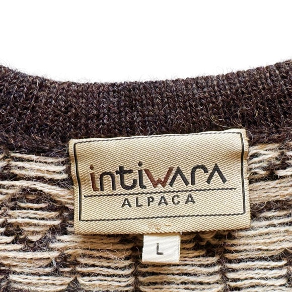 Intiwara Alpaca Geometric Button Front Cardigan | LARGE - Picture 8 of 10